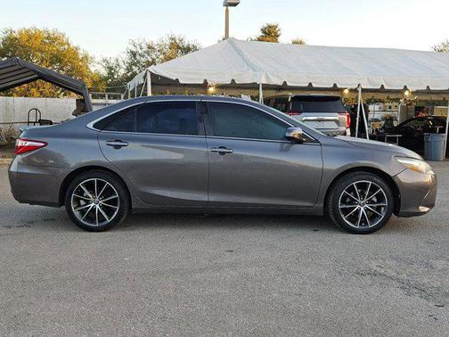 2017 Toyota Camry XSE