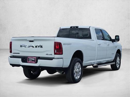 2025 RAM 3500 Laramie Crew Cab 4x4 8' Box
