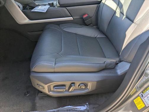 2026 Toyota Tundra Hybrid Platinum