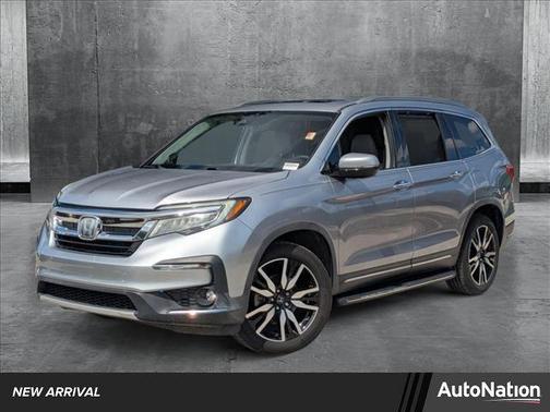 2019 Honda Pilot Touring 8-Passenger