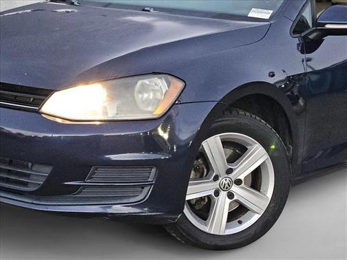 2015 Volkswagen Golf SportWagen TDI S 4-Door