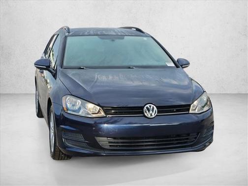 2015 Volkswagen Golf SportWagen TDI S 4-Door