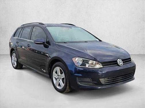 2015 Volkswagen Golf SportWagen TDI S 4-Door