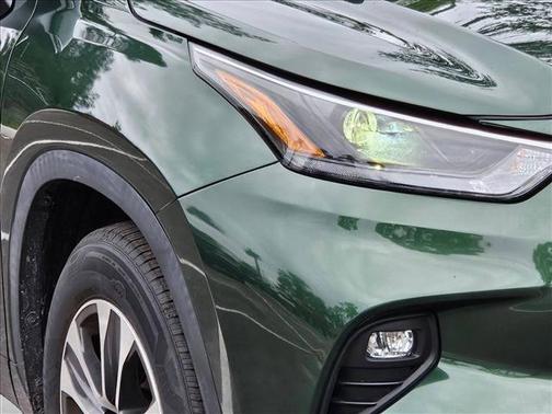 Cypress 2023 Toyota Highlander XLE