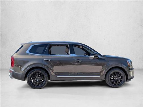 Dark Moss 2022 Kia Telluride SX