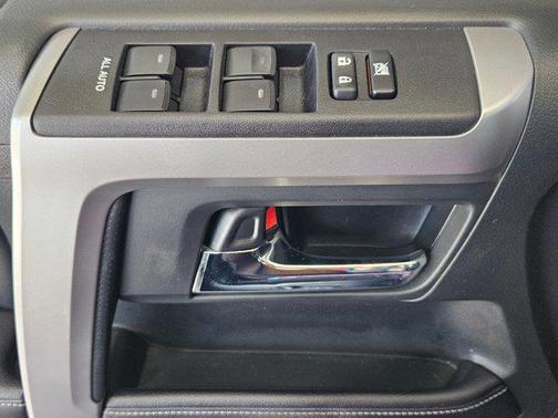 Classic Silver Metallic 2019 Toyota 4Runner SR5