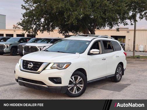 Glacier White 2017 Nissan Pathfinder S