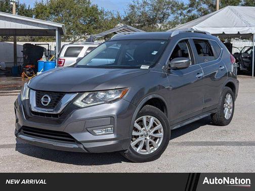 2017 Nissan Rogue SV