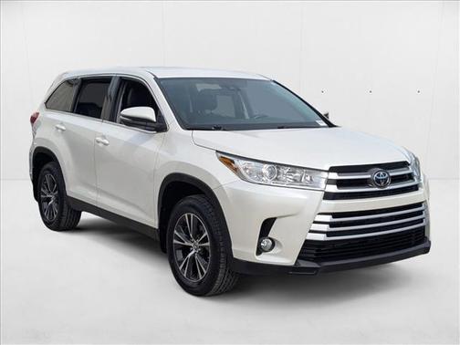 2019 Toyota Highlander LE Plus