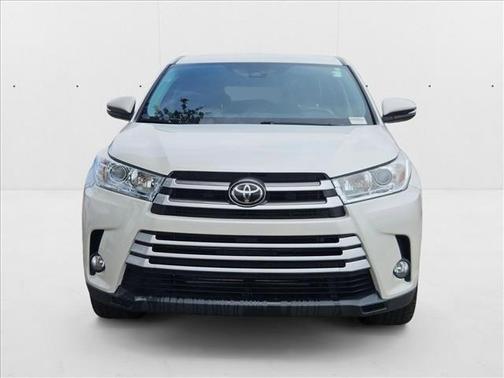 2019 Toyota Highlander LE Plus