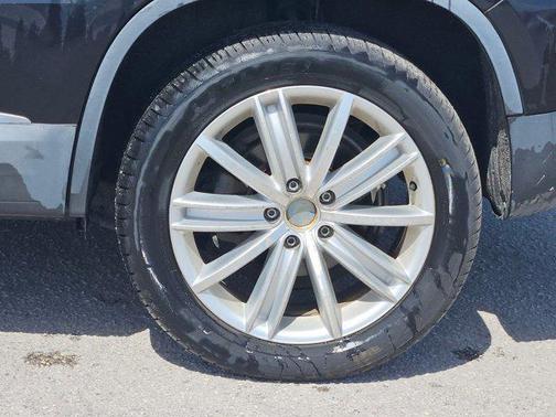2013 Volkswagen Tiguan SE