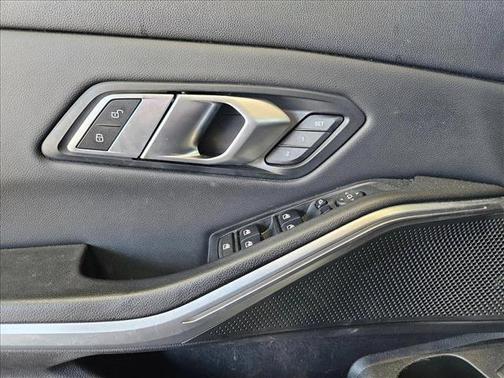 2022 BMW 330 330i