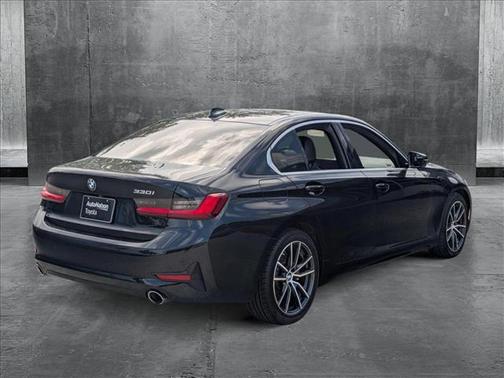 2022 BMW 330 330i