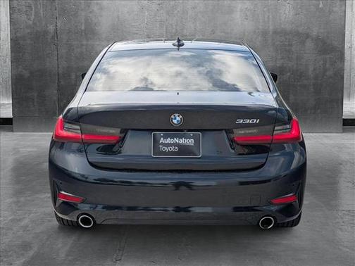 2022 BMW 330 330i
