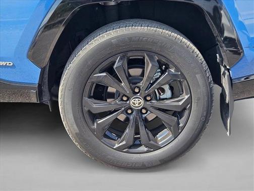 2023 Toyota RAV4 Hybrid SE