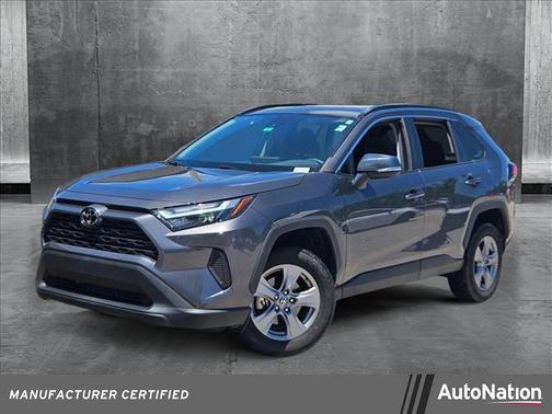 2022 Toyota RAV4 XLE