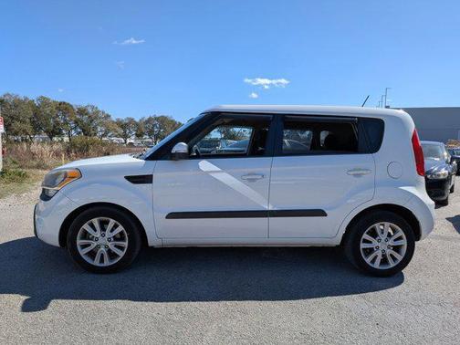 2013 Kia Soul +