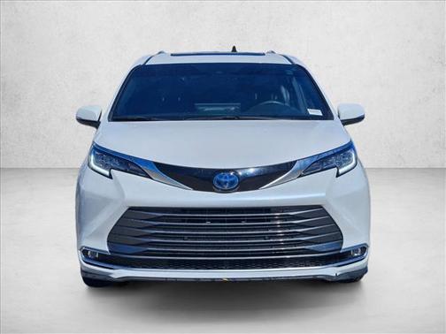 2025 Toyota Sienna Limited