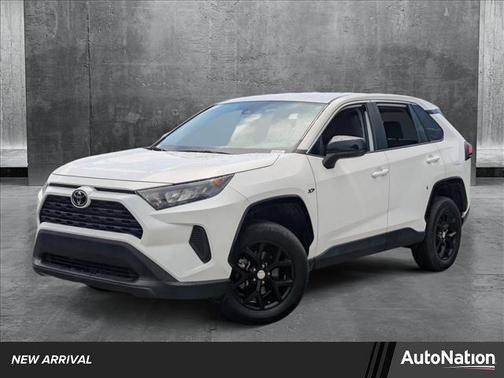2022 Toyota RAV4 LE