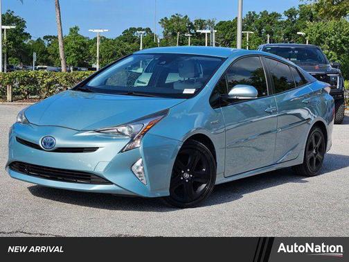 2017 Toyota Prius Three Touring