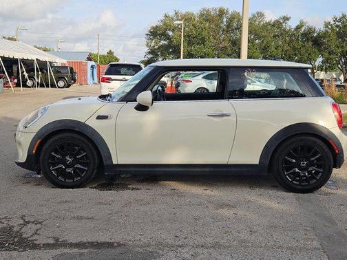 2018 MINI Hardtop Cooper