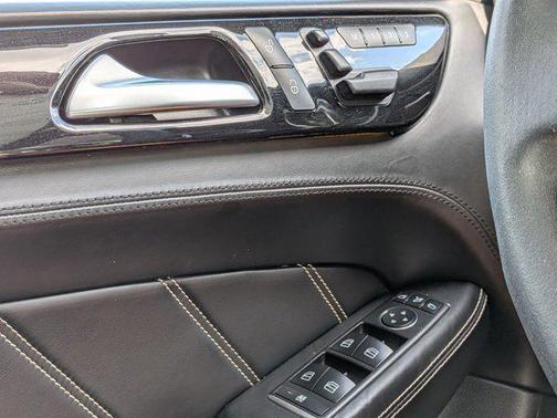 White 2014 Mercedes-Benz M-Class 4MATIC