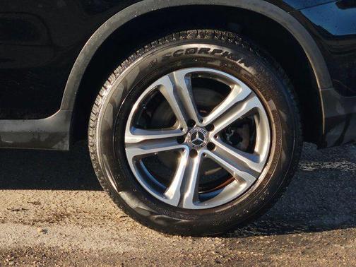 2019 Mercedes-Benz GLC 300 4MATIC