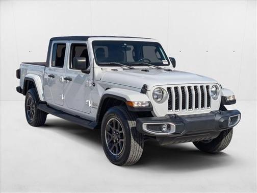 2022 Jeep Gladiator Overland