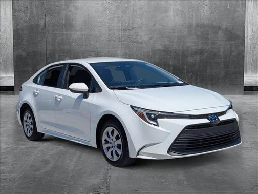 2025 Toyota Corolla Hybrid SE