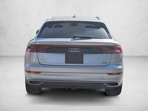 Florett Silver Metallic 2019 Audi Q8 3.0T Premium Plus