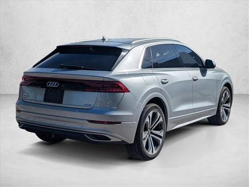 Florett Silver Metallic 2019 Audi Q8 3.0T Premium Plus