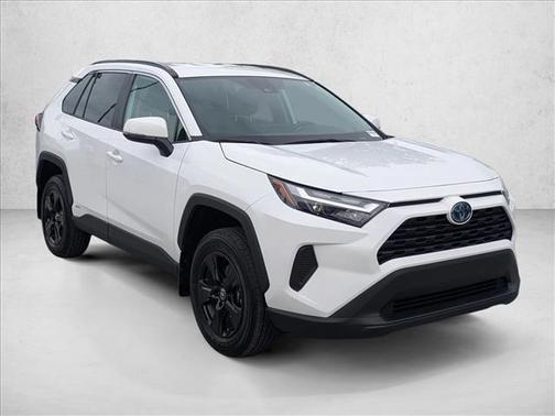 Ice Cap 2024 Toyota RAV4 Hybrid XLE