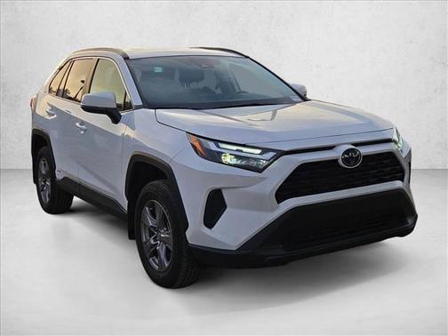Ice Cap 2024 Toyota RAV4 Hybrid XLE