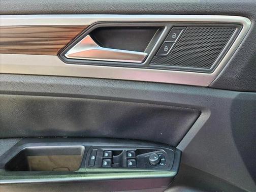 2021 Volkswagen Atlas 3.6L SE w/Technology