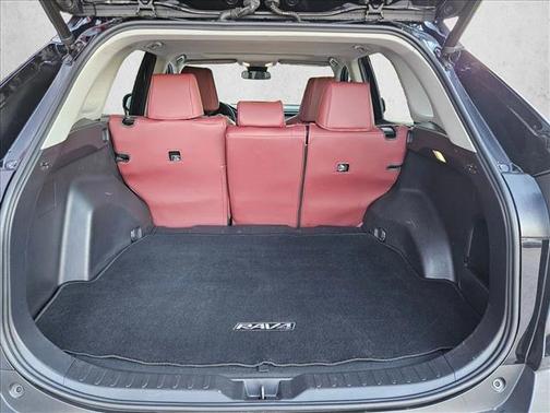 Midnight Black Metallic 2022 Toyota RAV4 XLE