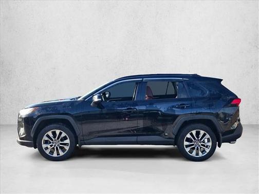 Midnight Black Metallic 2022 Toyota RAV4 XLE