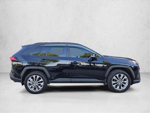 Midnight Black Metallic 2022 Toyota RAV4 XLE