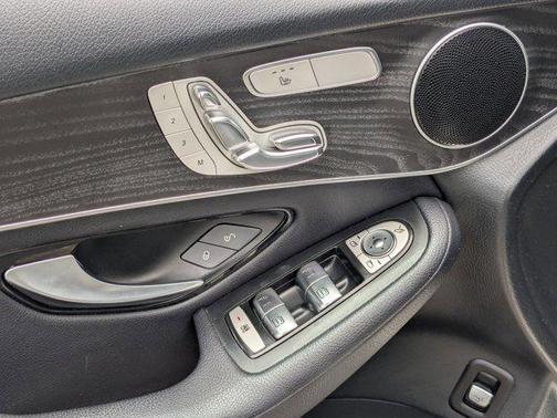 2018 Mercedes-Benz GLC 300 Base