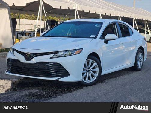 2020 Toyota Camry LE