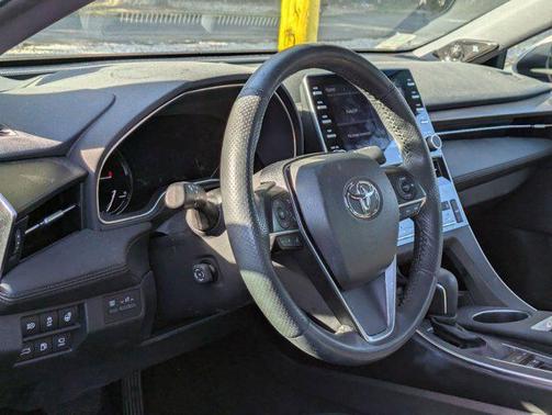 2021 Toyota Avalon Hybrid Limited