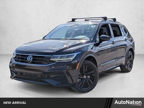 2023 Volkswagen Tiguan 2.0T SE R-Line Black