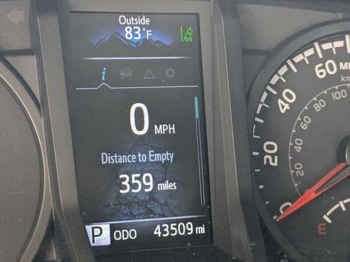 2022 Toyota Tacoma SR