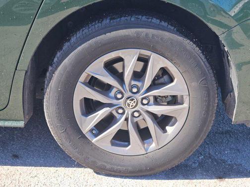 2022 Toyota Sienna XLE