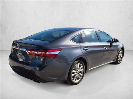 Silver/Gray 2014 Toyota Avalon XLE
