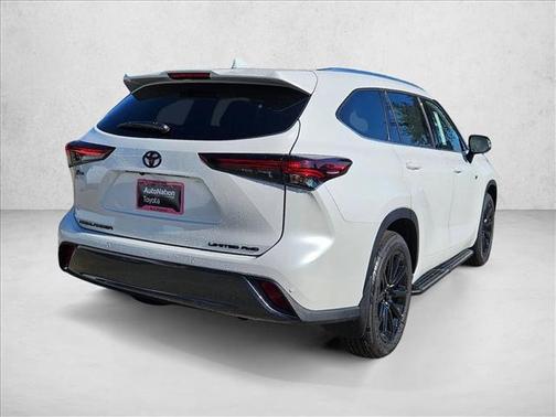 2026 Toyota Highlander Limited