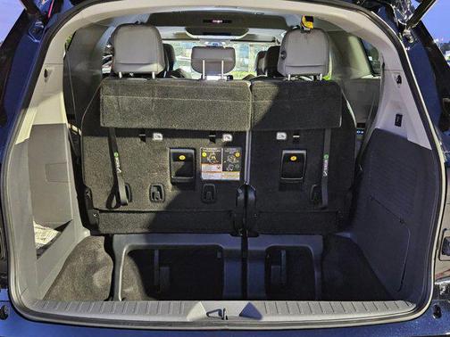 2021 Toyota Sienna Limited 7-Passenger