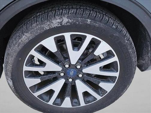 Blue Metallic 2020 Ford Escape SE