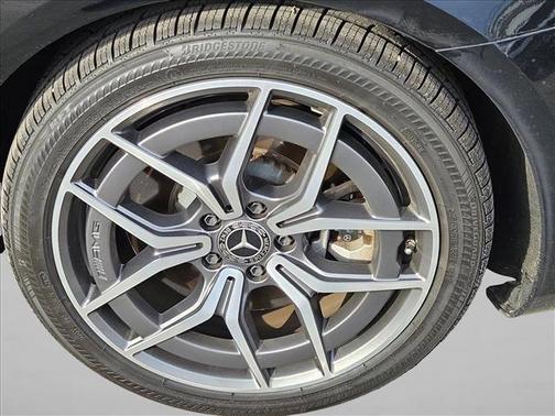 Obsidian Black Metallic 2021 Mercedes-Benz E-Class 4MATIC