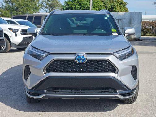 2024 Toyota RAV4 Prime SE