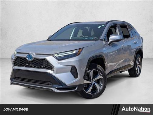 2024 Toyota RAV4 Prime SE